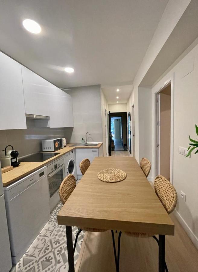 Downtown&New Apt Para 9Pax En La Plaza De Chueca Madrid Eksteriør bilde